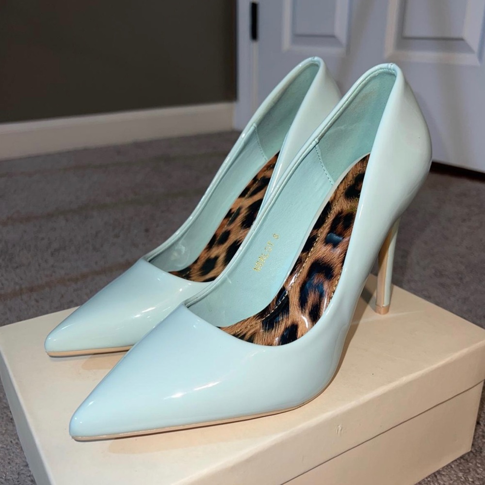 mint heels 🤍